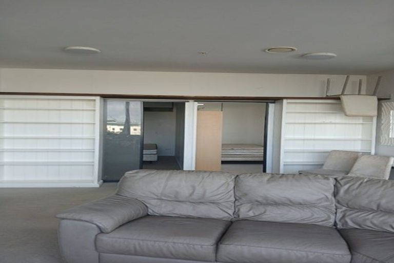 Photo of property in Twin Towers, 411/17 Putney Way, Manukau, Auckland, 2104