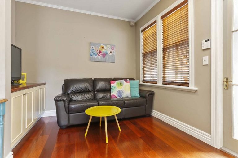 Photo of property in 8/2 Georgia Terrace, Albany, Auckland, 0632