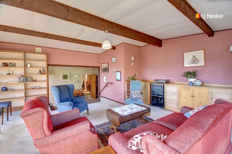 Photo of property in 8 Dickson Street, Macandrew Bay, Dunedin, 9014