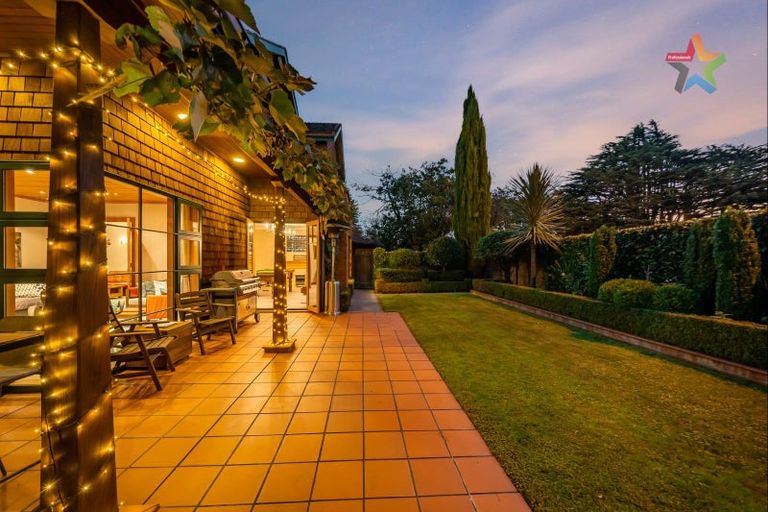 Photo of property in 5 Myrtle Street, Hutt Central, Lower Hutt, 5010