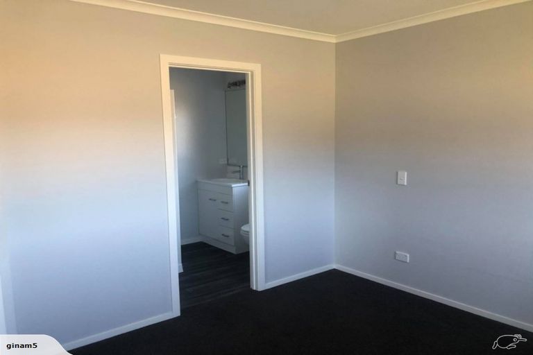 Photo of property in 122 Howden Street, Te Anau, 9600