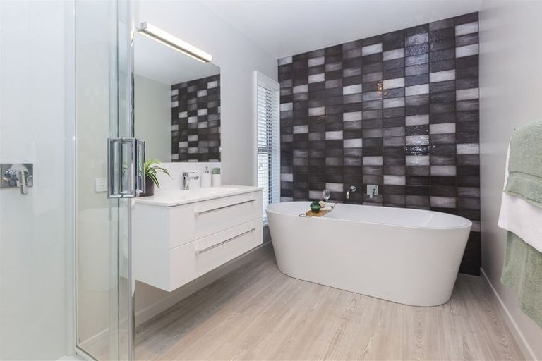 Photo of property in 7 Kingsbridge West, Burwood, Christchurch, 8083