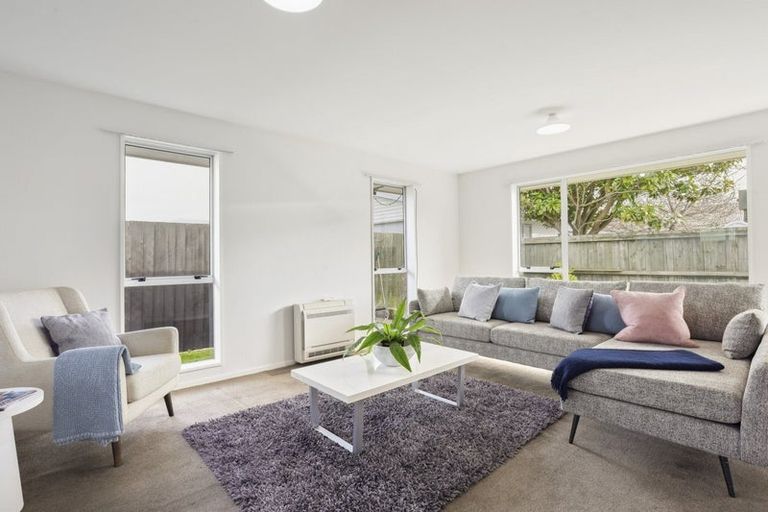 Photo of property in 3/303 Burwood Road, Burwood, Christchurch, 8083