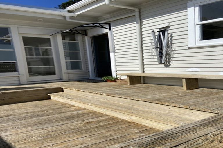 Photo of property in 78 Pembroke Road, Northland, Wellington, 6012