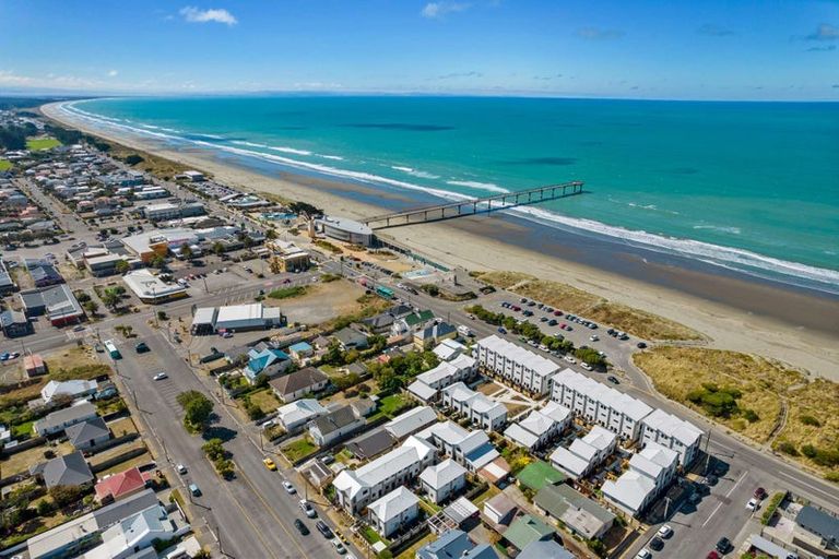 Photo of property in 14/232 Marine Parade, New Brighton, Christchurch, 8061