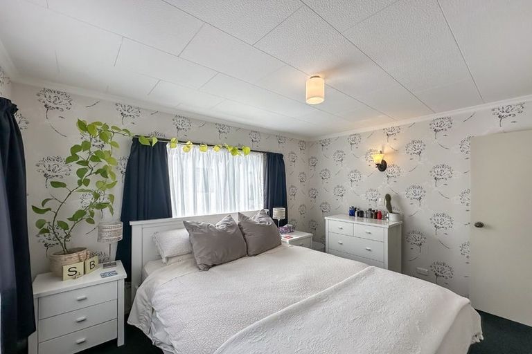 Photo of property in 8a Church Place, Whanganui, 4500