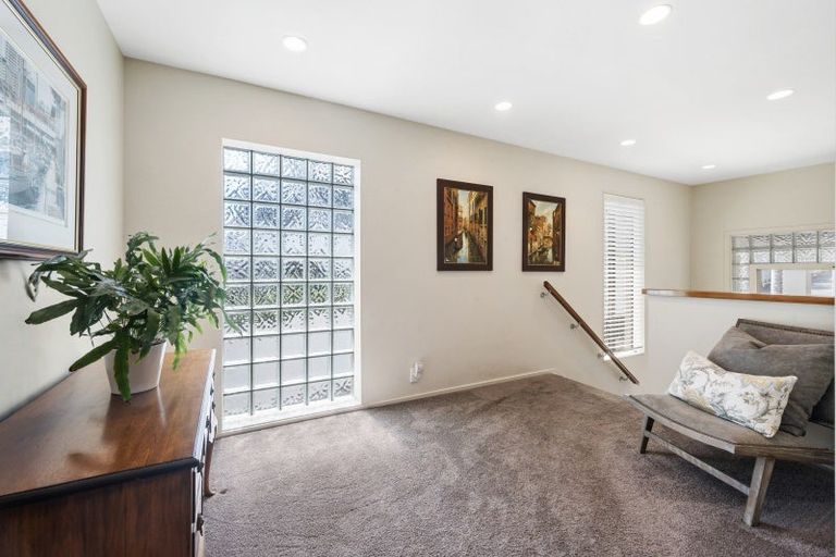 Photo of property in 1/13 Takutai Avenue, Bucklands Beach, Auckland, 2012