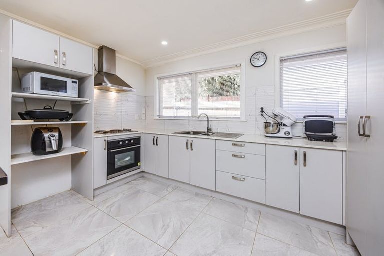 Photo of property in 64a Kautami Avenue, Papatoetoe, Auckland, 2025