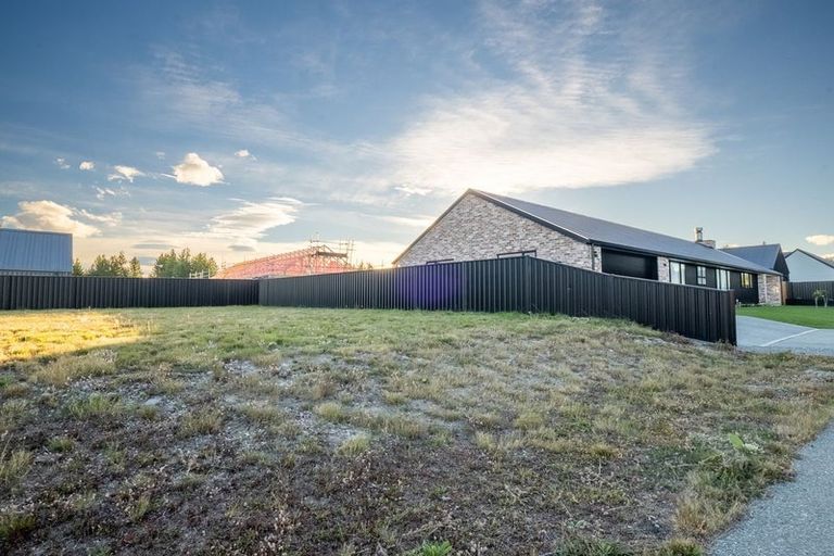 Photo of property in 10 Birch Hill Drive, Twizel, 7901