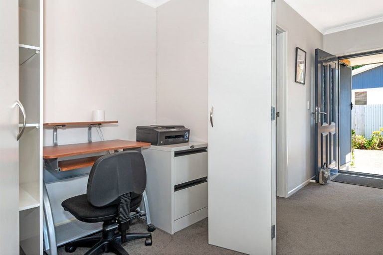 Photo of property in 18 Leon Street, Riverdale, Gisborne, 4010