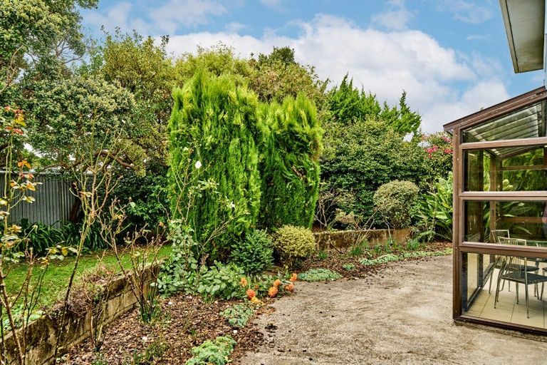 Photo of property in 27 Orr Crescent, Hutt Central, Lower Hutt, 5011