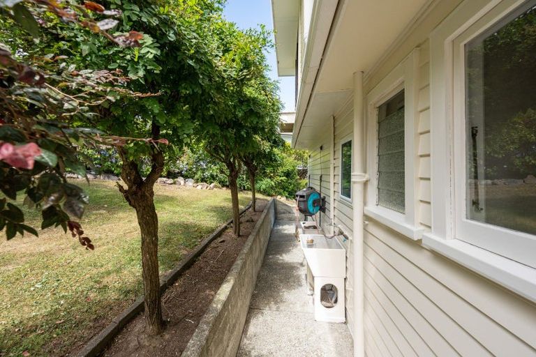 Photo of property in 682 Atawhai Crescent, Atawhai, Nelson, 7010