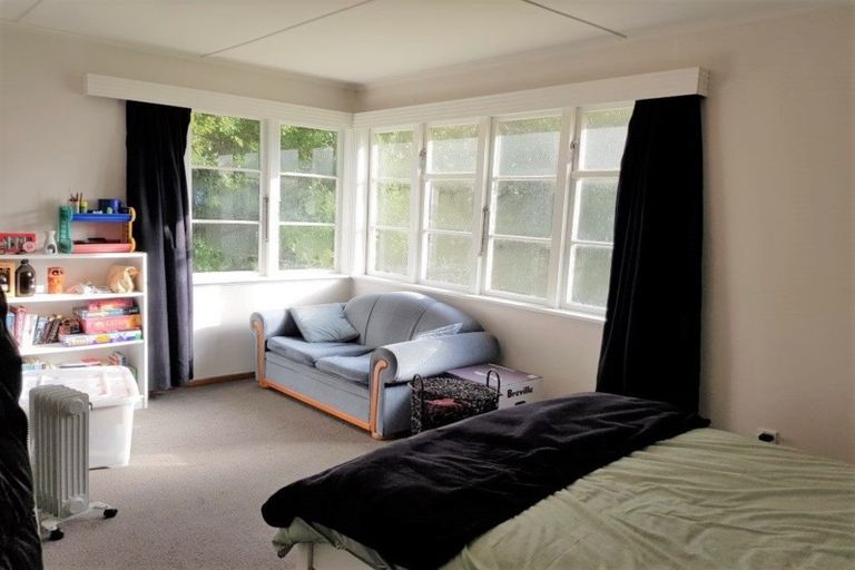 Photo of property in 27 Mckillop Street, Ranui, Porirua, 5024