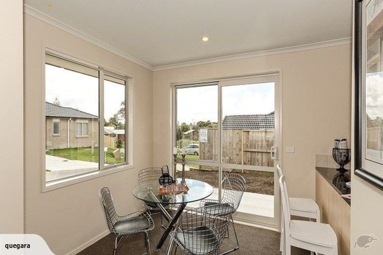 Photo of property in 19 Anna Lane, Glen Eden, Auckland, 0602