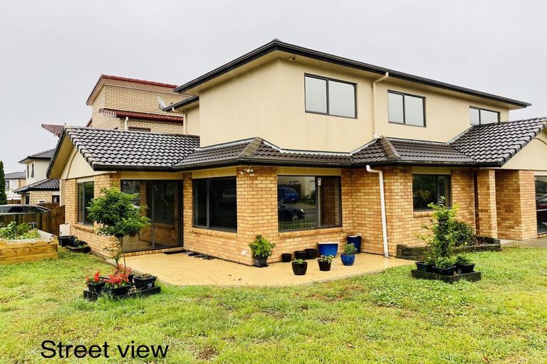 Photo of property in 11 Heidi Crescent, Flat Bush, Auckland, 2016