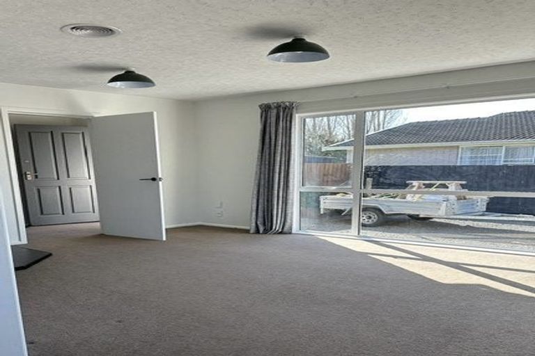 Photo of property in 15 Islay Place, Woolston, Christchurch, 8062