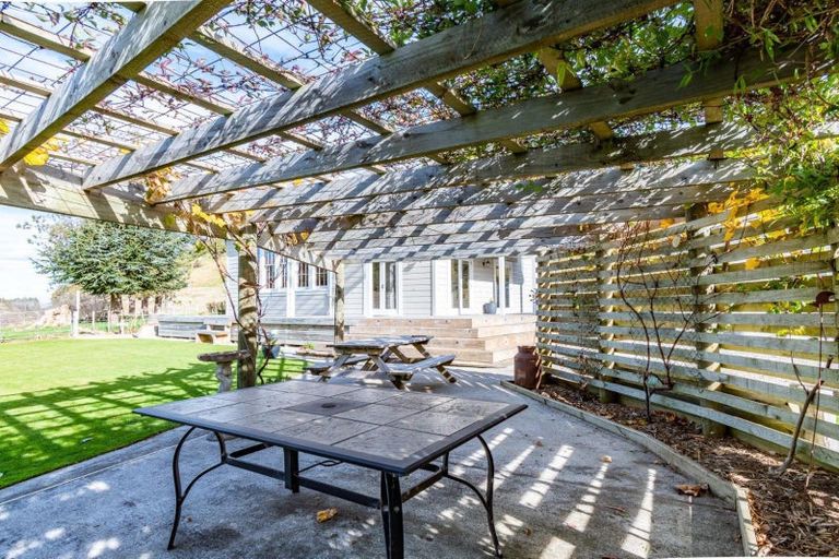 Photo of property in 10122 State Highway 1, Taihape, 4795