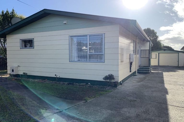 Photo of property in 57 Ruapehu Street, Paraparaumu, 5032