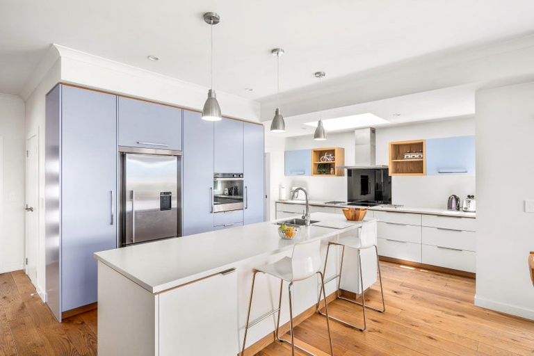 Photo of property in 6 Bovett Place, Wanaka, 9305