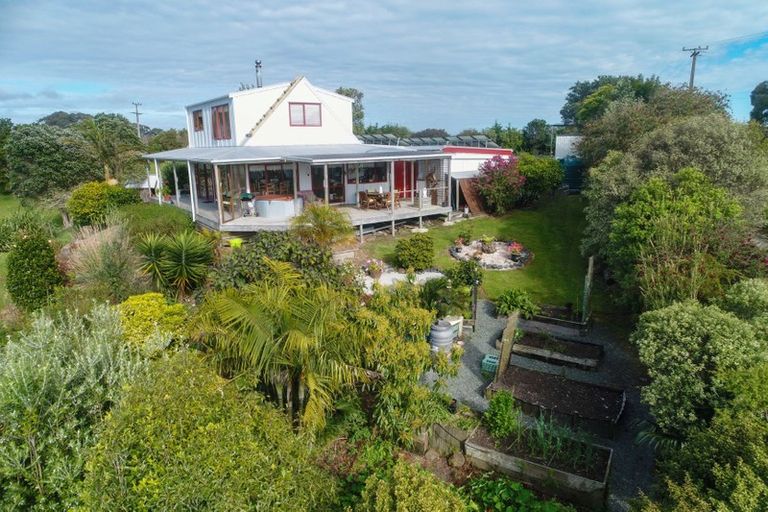Photo of property in 221 Pahi Road, Pahi, Paparoa, 0571
