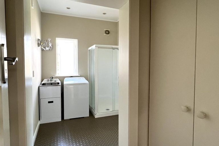 Photo of property in 460 Broadway, Miramar, Wellington, 6022