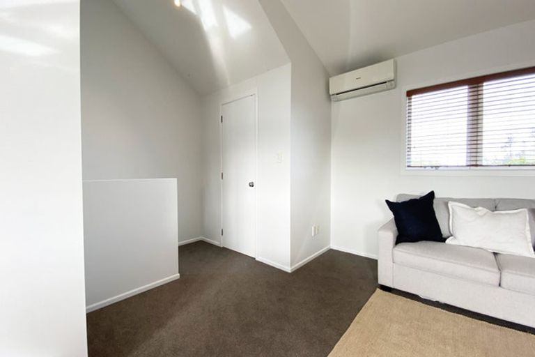 Photo of property in 2 Brassey Road, Birkenhead, Auckland, 0626