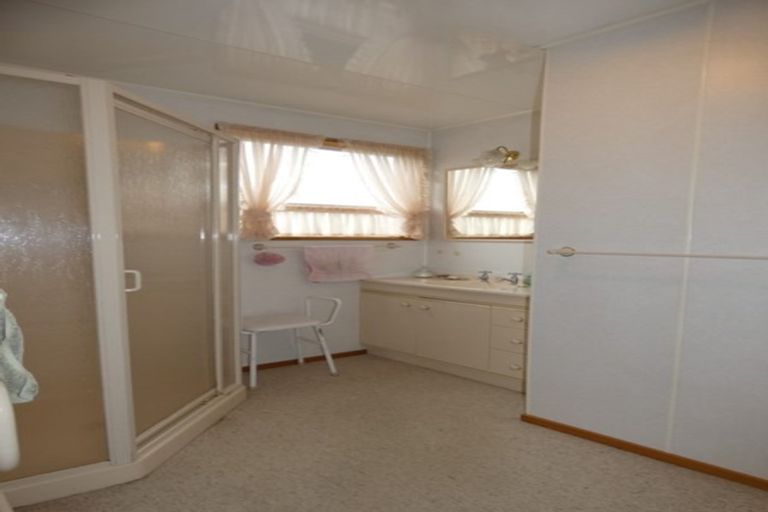 Photo of property in 18 Canning Street, Gore, 9710