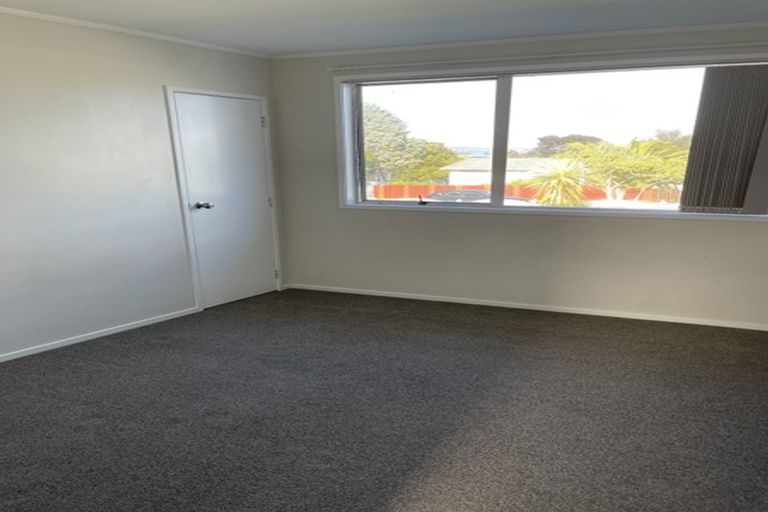 Photo of property in 70 Hyperion Drive, Randwick Park, Auckland, 2105