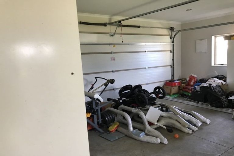 Photo of property in 15a Vine Street, Mangere East, Auckland, 2024