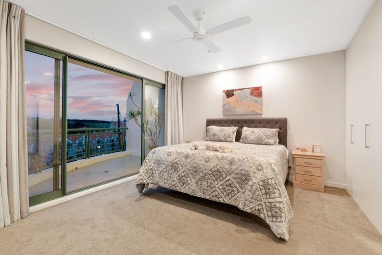 Photo of property in 31 Waterside Crescent, Gulf Harbour, Whangaparaoa, 0930