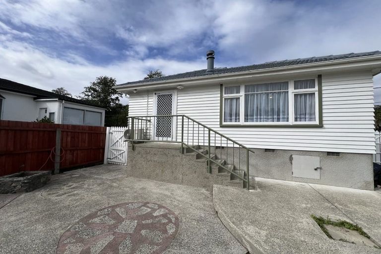 Photo of property in 231 Waimea Terrace, Beckenham, Christchurch, 8023