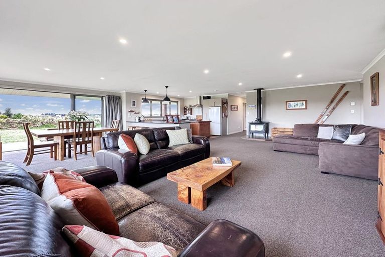 Photo of property in 18 Matukituki Crescent, Twizel, 7901