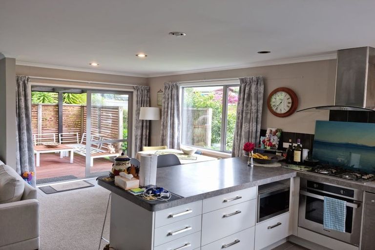 Photo of property in 7 Reeves Road, Acacia Bay, Taupo, 3330