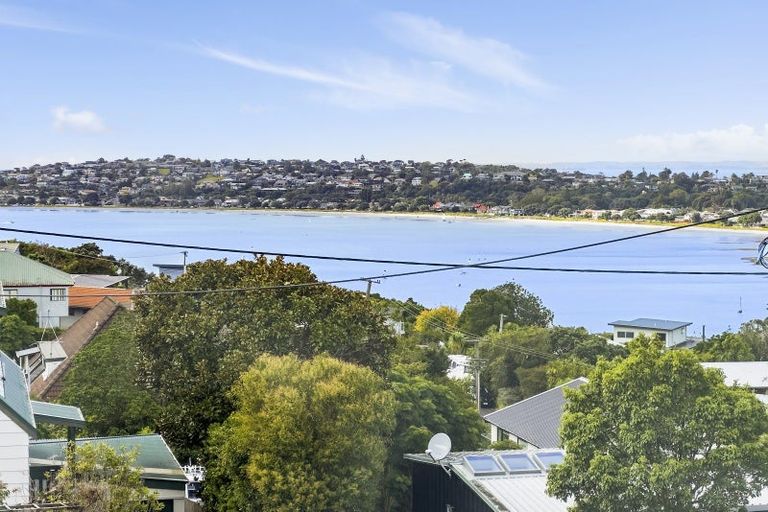 Photo of property in 72 Ardern Avenue, Stanmore Bay, Whangaparaoa, 0932