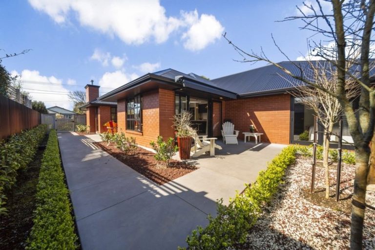 Photo of property in 7 Cameron Street, Hawera, 4610