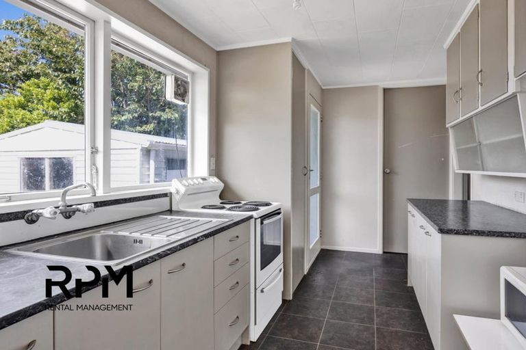 Photo of property in 21 Manawapou Road, Hawera, 4610