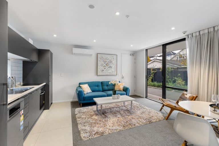 Photo of property in 9/12 Latimer Square, Christchurch Central, Christchurch, 8011