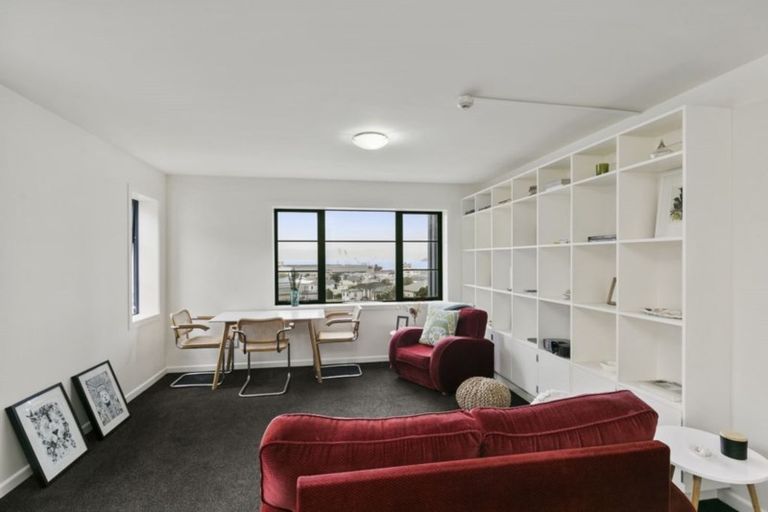 Photo of property in Westhaven Apartments, 15/127 Molesworth Street, Thorndon, Wellington, 6011