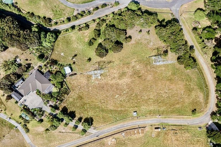 Photo of property in 23 Jacks Bush Road, Waikanae, 5391