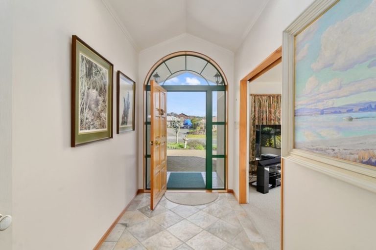 Photo of property in 14 Stanley Drive, Lynmore, Rotorua, 3010