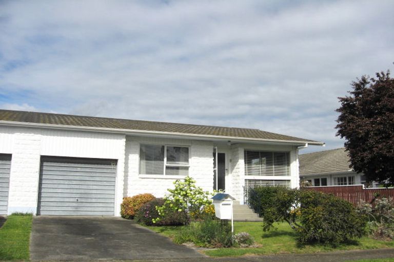 Photo of property in 2/1 Rosebank Terrace, Stoke, Nelson, 7011