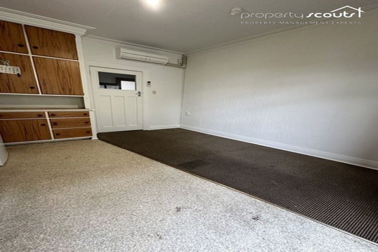 Photo of property in 6 Howe Street, North Dunedin, Dunedin, 9016