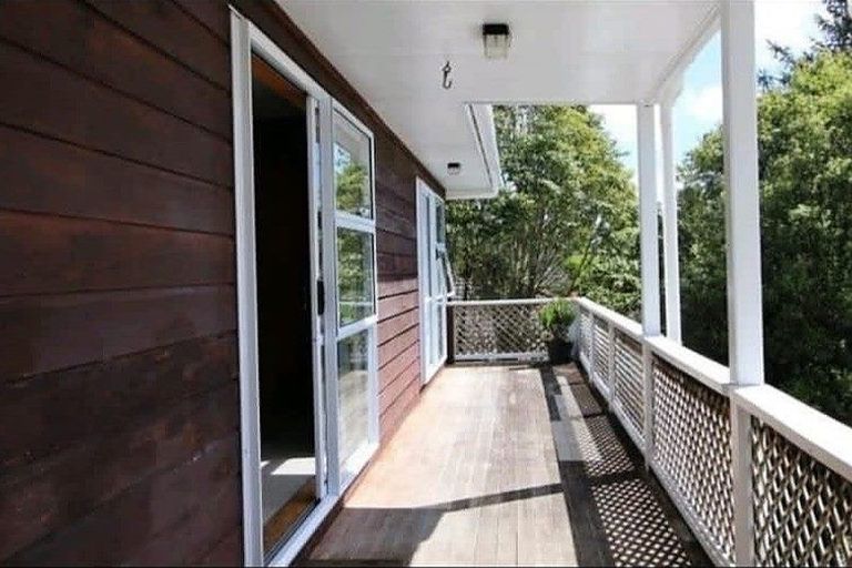 Photo of property in 1/89 Woodglen Road, Glen Eden, Auckland, 0602