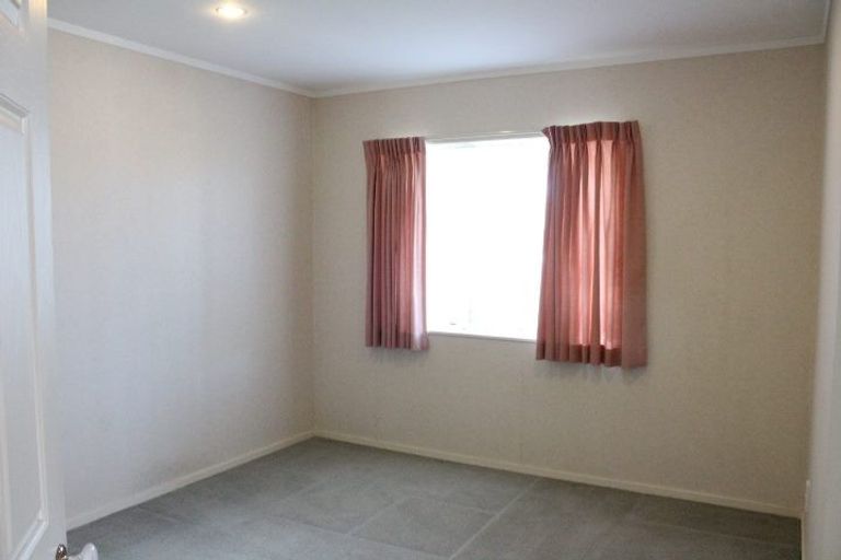 Photo of property in 26 Ballycullanie Place, Dannemora, Auckland, 2016