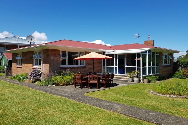 Photo of property in 50 Pagitt Street, Coromandel, 3506