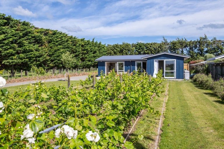 Photo of property in 56 Princess Street, Martinborough, 5711