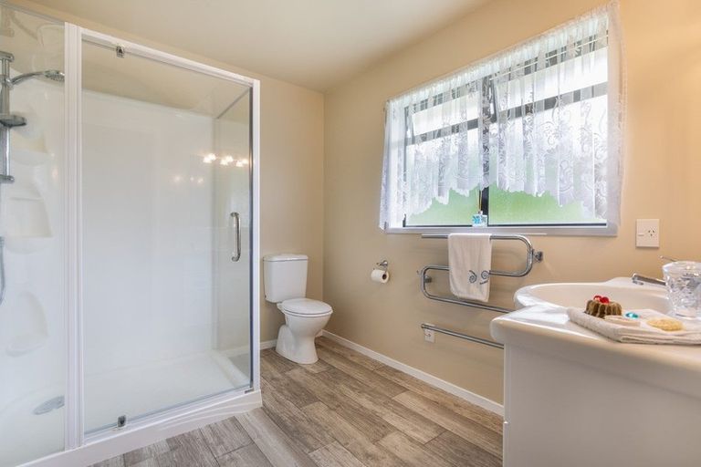 Photo of property in 10 Grace Avenue, Leamington, Cambridge, 3432