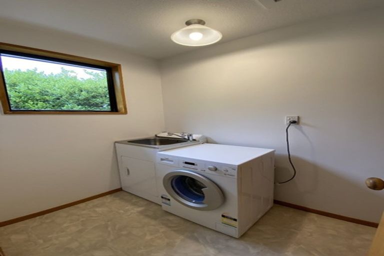 Photo of property in 11 Inverness Crescent, Arrowtown, 9302