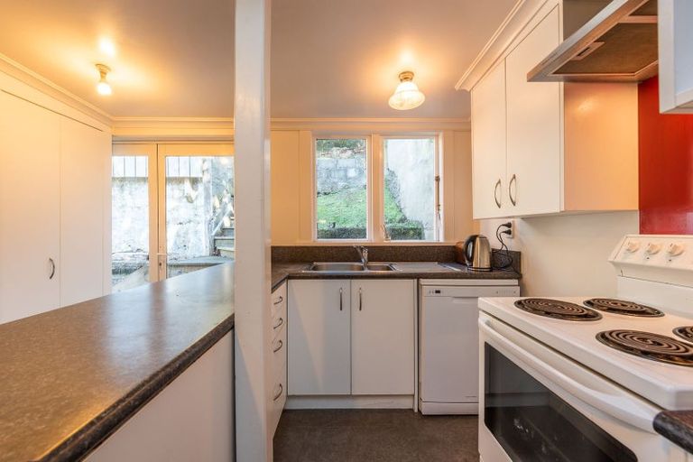 Photo of property in 13 Devon Street, Aro Valley, Wellington, 6021