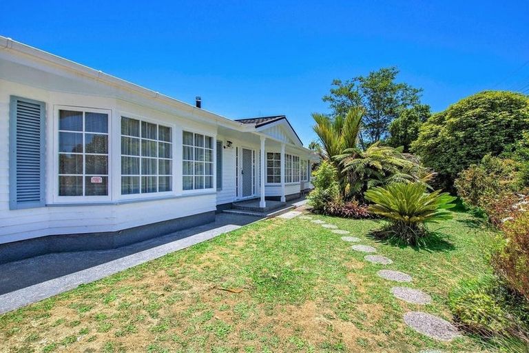 Photo of property in 43 Mains Avenue, Kensington, Whangarei, 0112